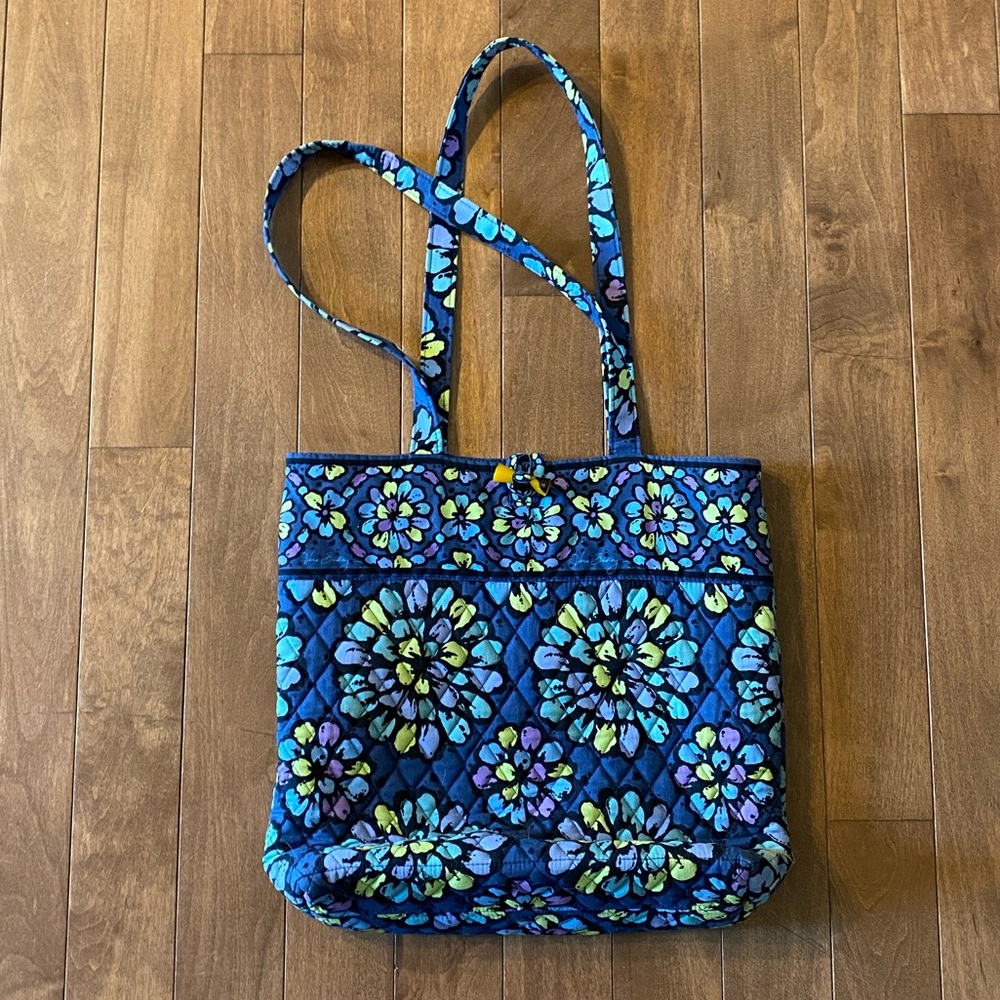 Vera Bradley Medium Tote
